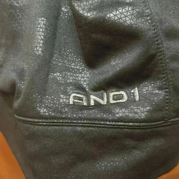 AND1 Hooded jacket size XL - Picture 7 of 7